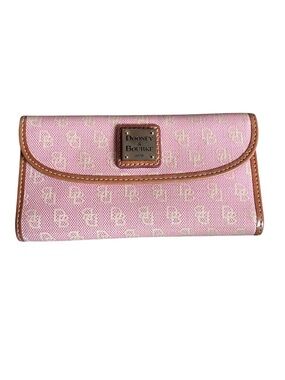 Dooney & Bourke Pink Monogram Canvas Wallet 💕
